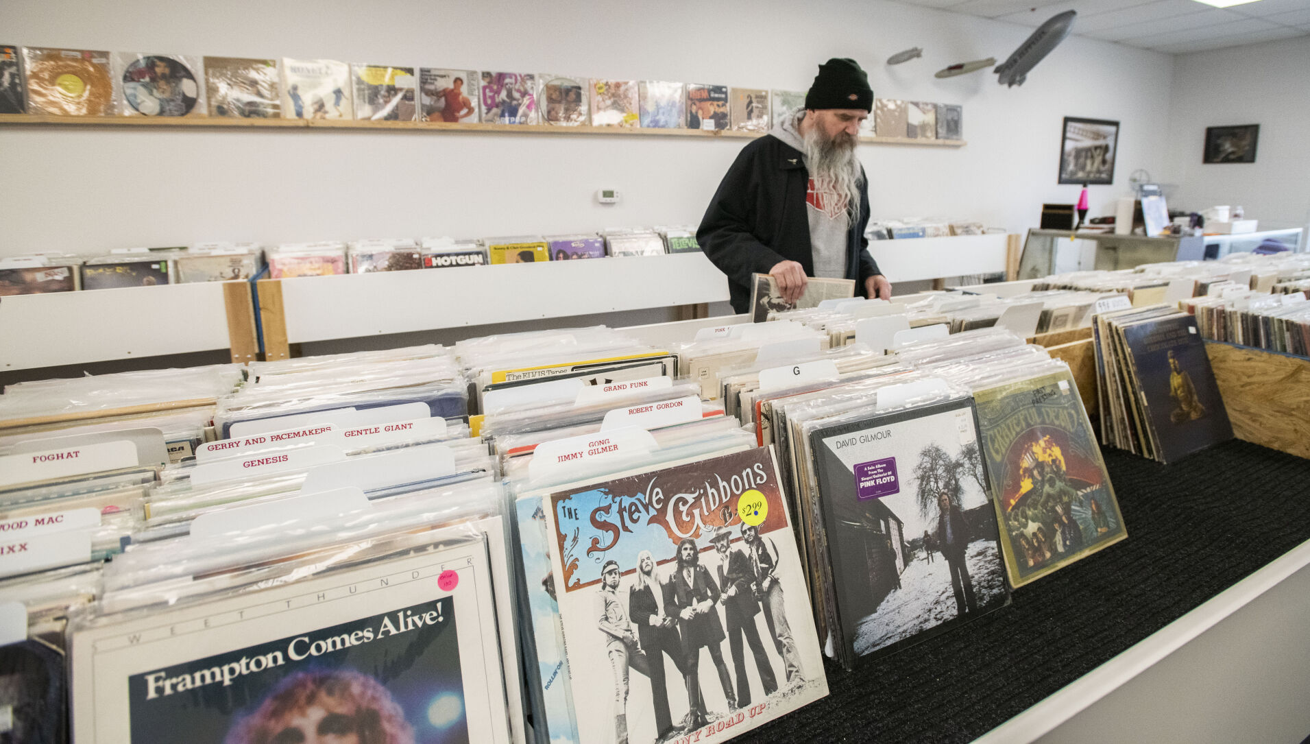 010423-biz-records 4.jpg
